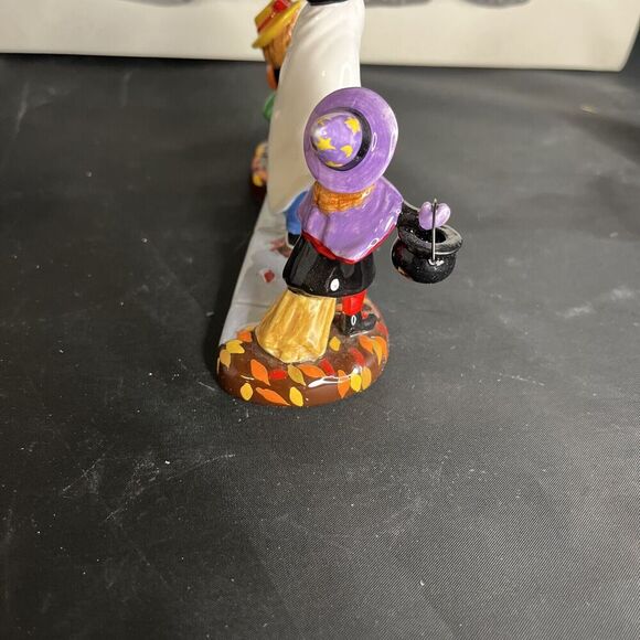 Department 56 The Original Snow Village Trick-Or-Treat Kids Set Of 3 No. 54937 - Picture 9 of 16